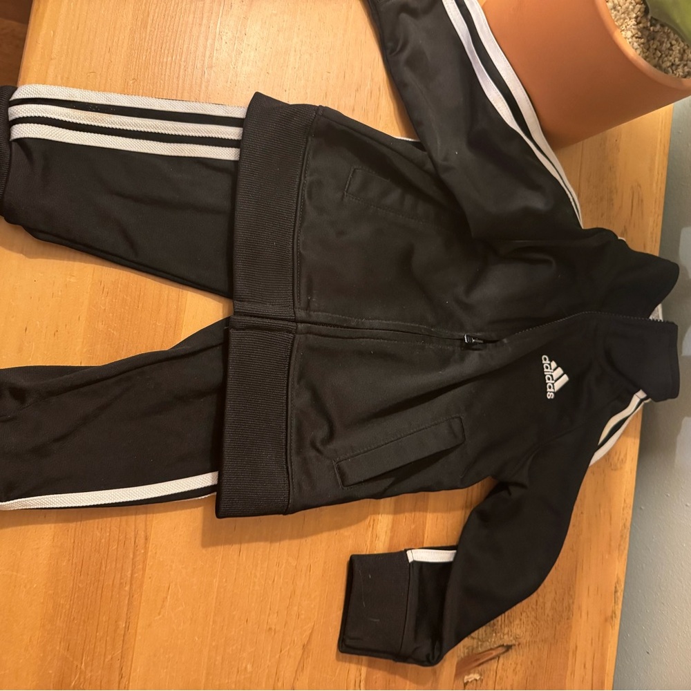 Nike track suit